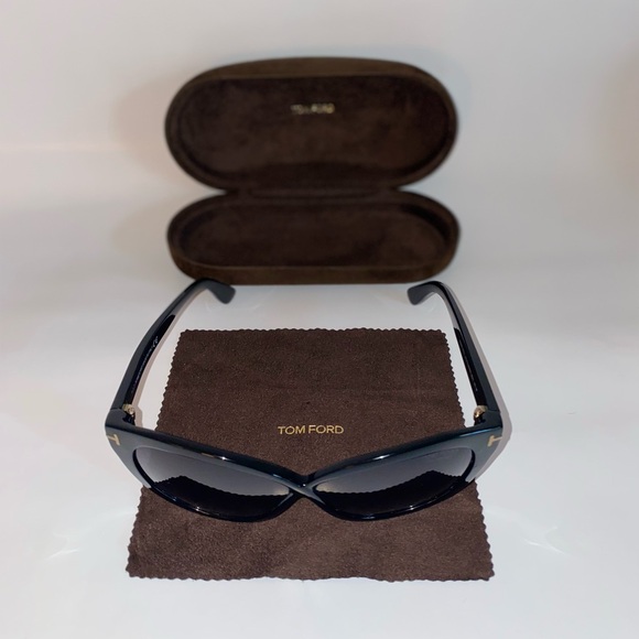 TOM FORD Cat Eye Sunglasses Black - Picture 10 of 12